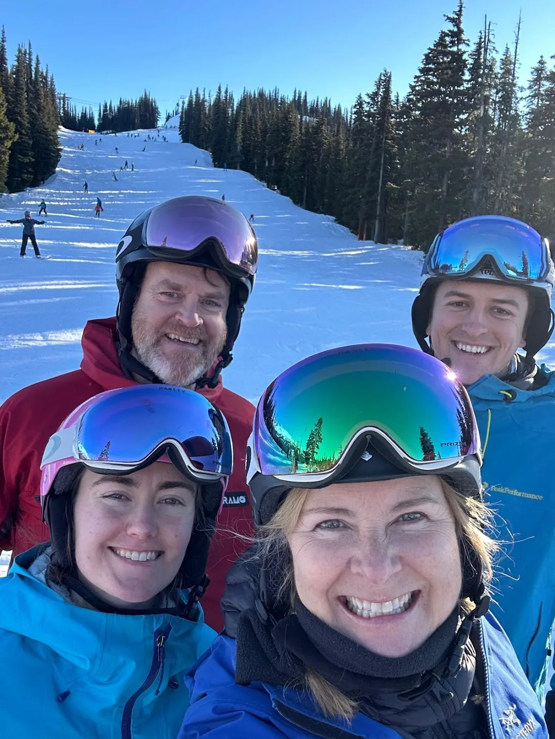 Family ski selfie